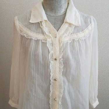 axes femme Lace Frill Blouse in Size M - image 1