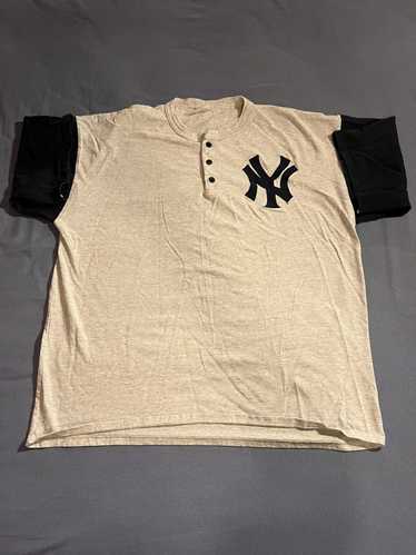 New Era Vintage 1970s NY Yankee t shirt