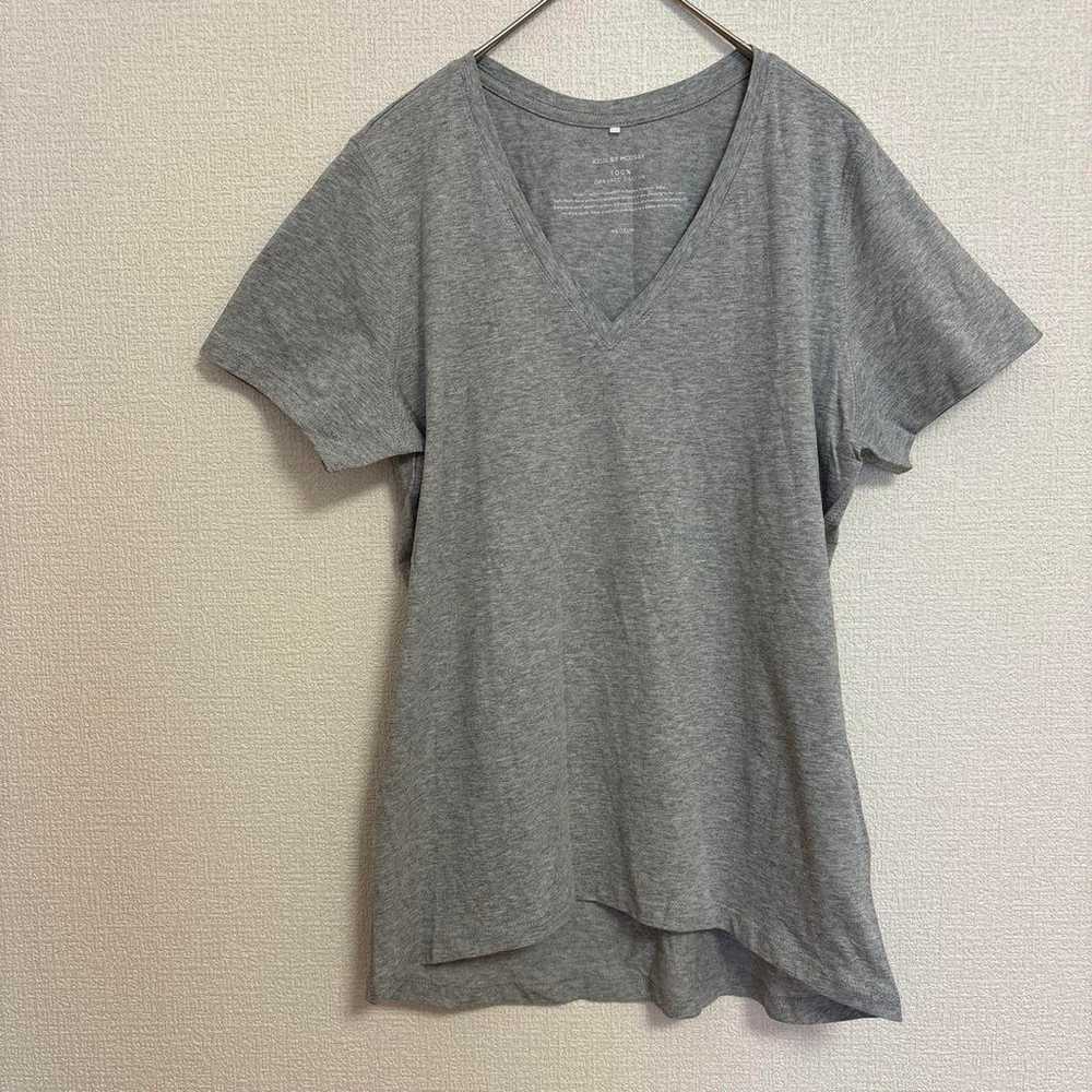 AZUL BY MOUSSY V-neck T-shirt Cut and sew Simple … - image 2