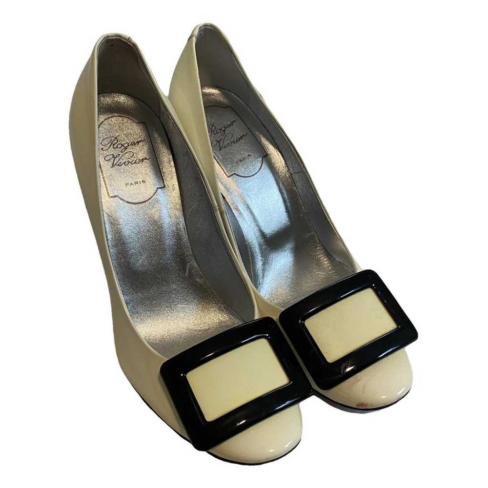 Roger Vivier Trompette patent leather heels - image 1