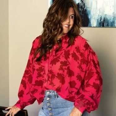 Lumiere Tops Floral Raspberry Color Button Up Blo… - image 1