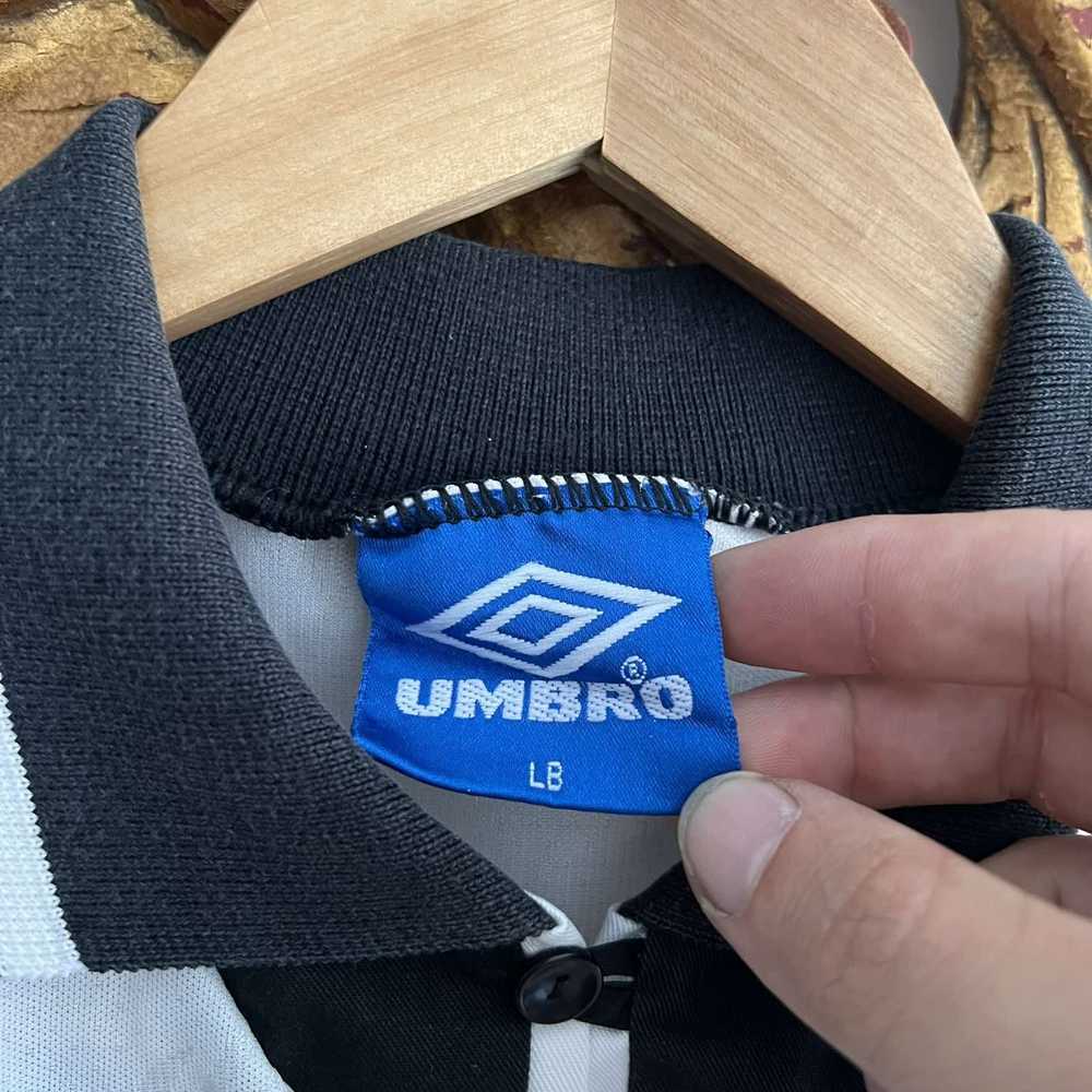 Soccer Jersey × Umbro × Vintage Umbro Everton NEC… - image 4