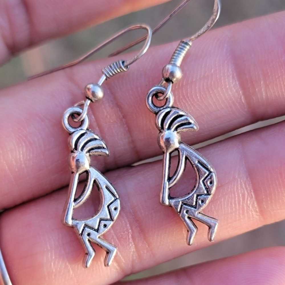 Southwestern silver kokopelli dancing man earrings - image 10