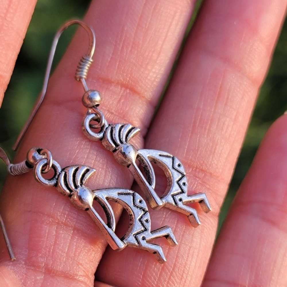 Southwestern silver kokopelli dancing man earrings - image 4