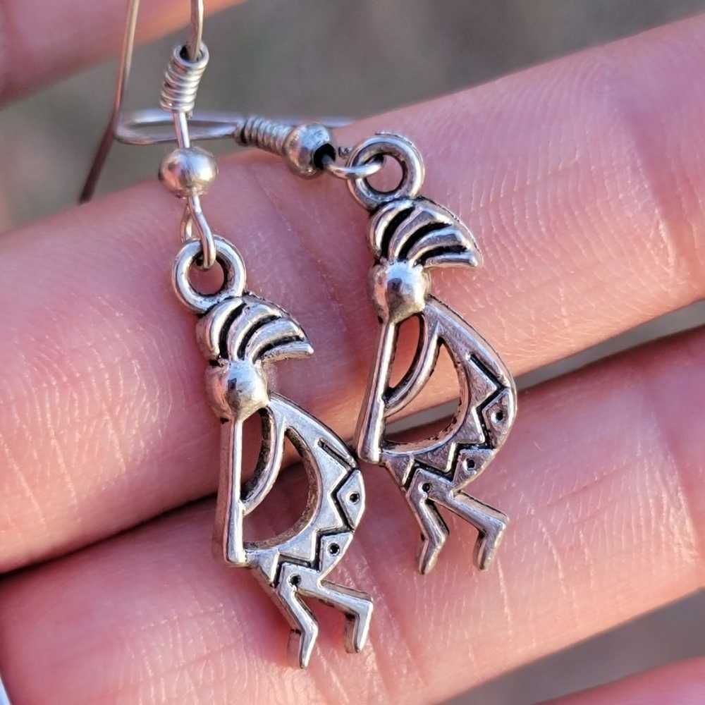 Southwestern silver kokopelli dancing man earrings - image 7