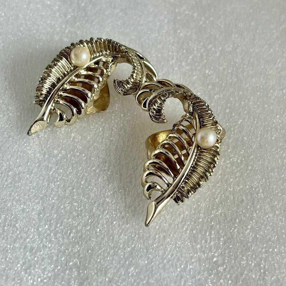 Vintage Marboux Feather Clip Earrings Gold Tone - image 2