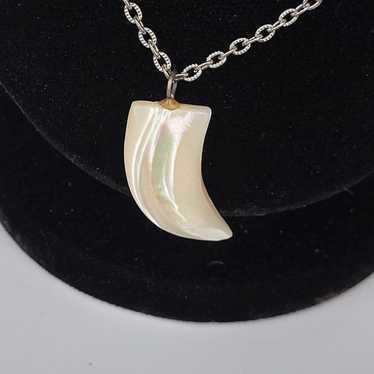 Vintage Mother of Pearl "Shark Tooth" Necklace 24… - image 1