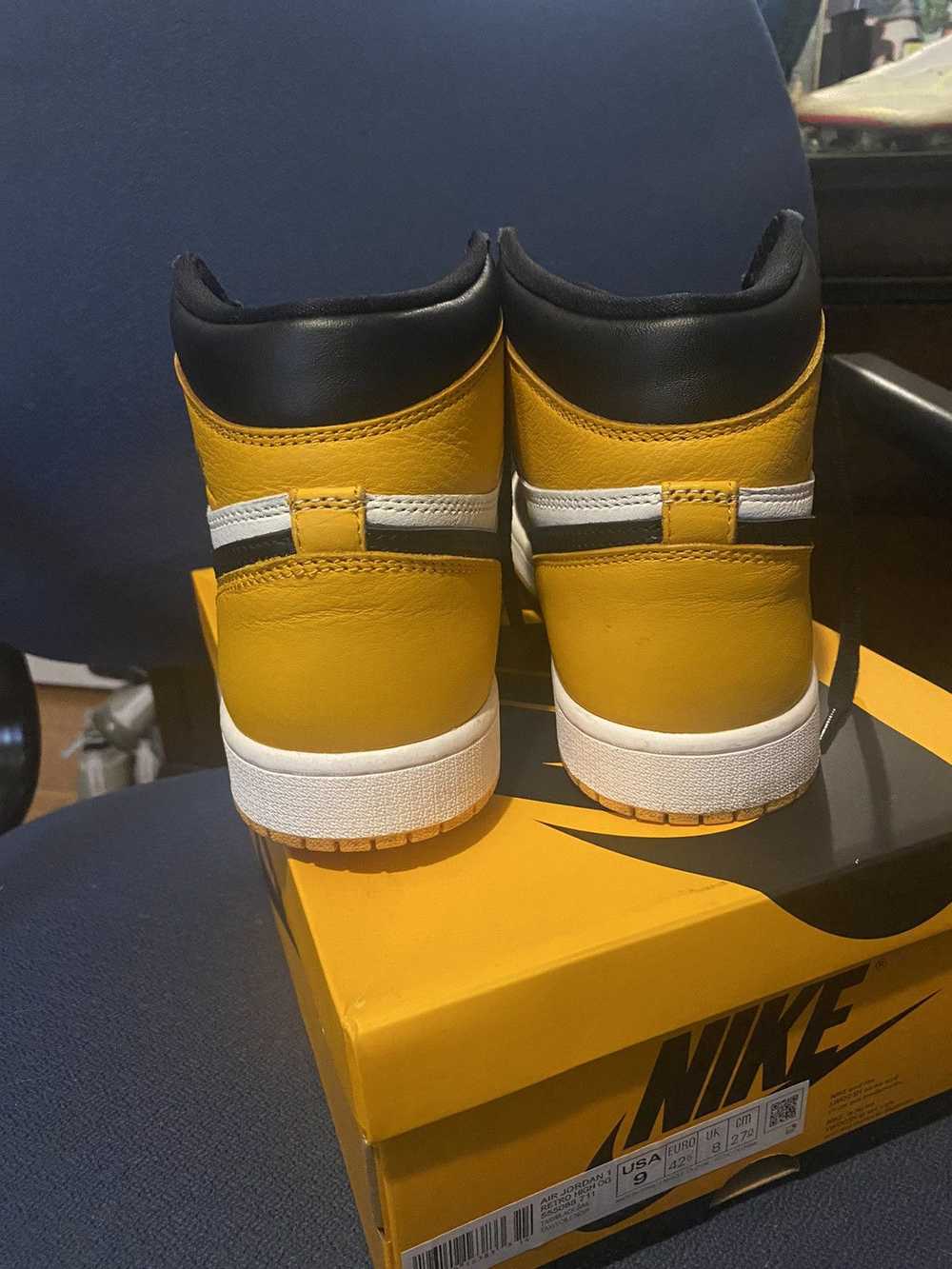 Jordan Brand × Nike Air Jordan 1 Retro Taxi - image 5