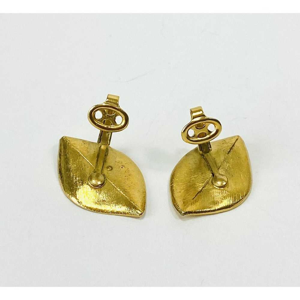 Crown Trifary Clip Ons Earrings Gold Tone Leaves … - image 9