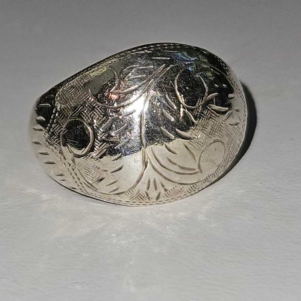 Vintage Sterling Silver .925 Etched Dome Ring Siz… - image 2