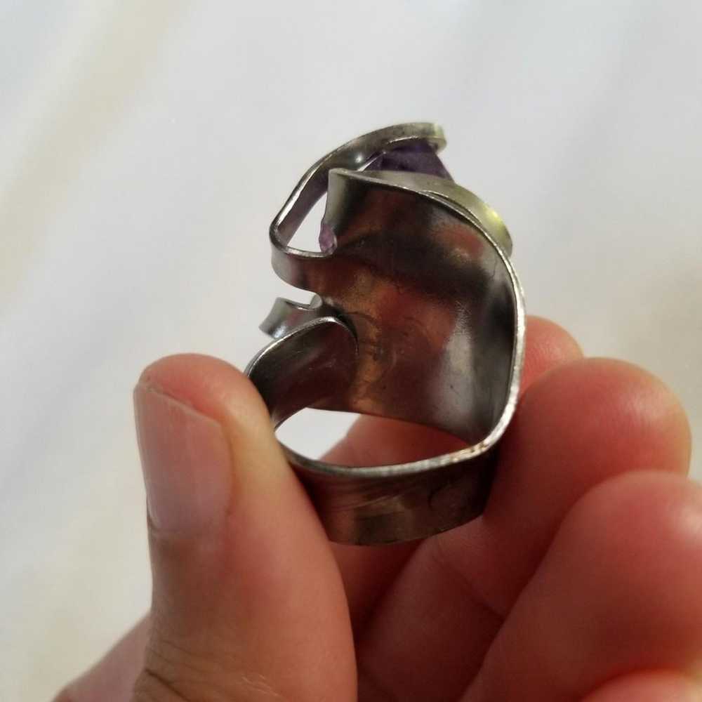 Vintage Handcrafted fork statement ring with chun… - image 4