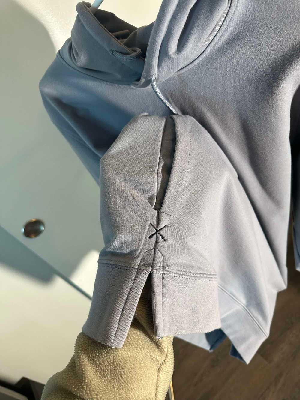 CUTS Hyperloop Hoodie Split-Hem | Stratus Signatu… - image 5