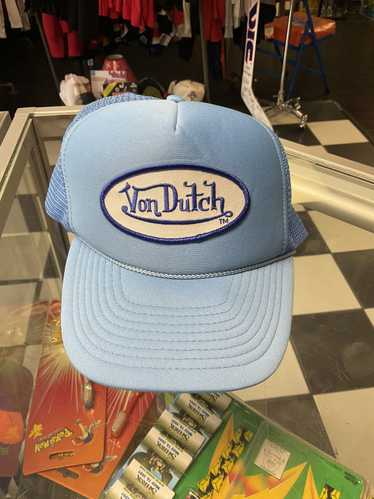 Outdoor Cap × Streetwear × Von Dutch Von Dutch Log