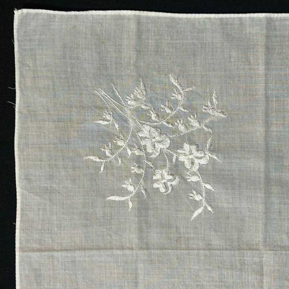 1900s French antique handkerchief with white embr… - image 11