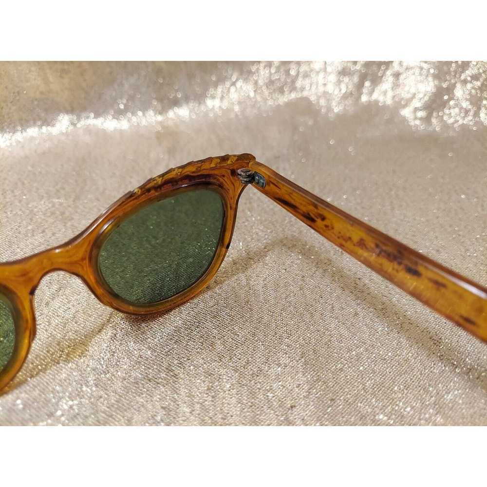 Vintage 1950s Sunglasses Cat Eye Tortoise Shell G… - image 10