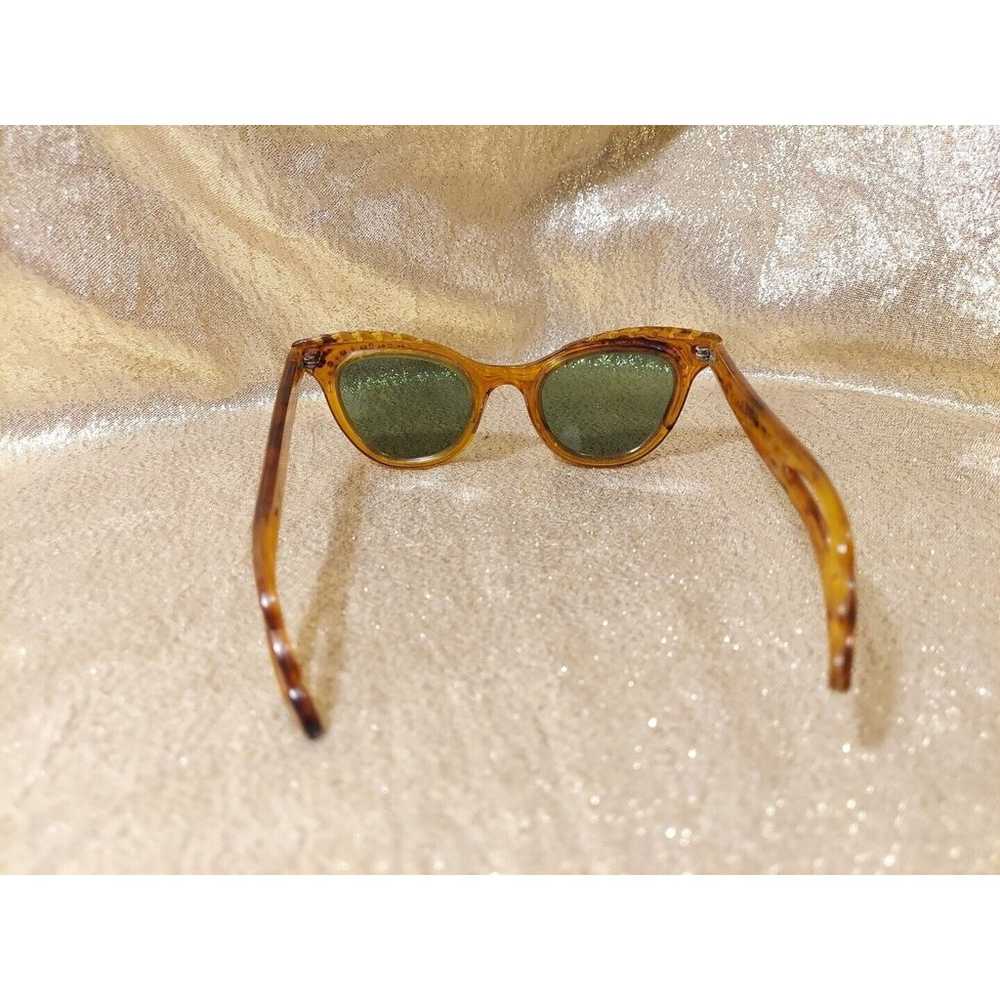 Vintage 1950s Sunglasses Cat Eye Tortoise Shell G… - image 4