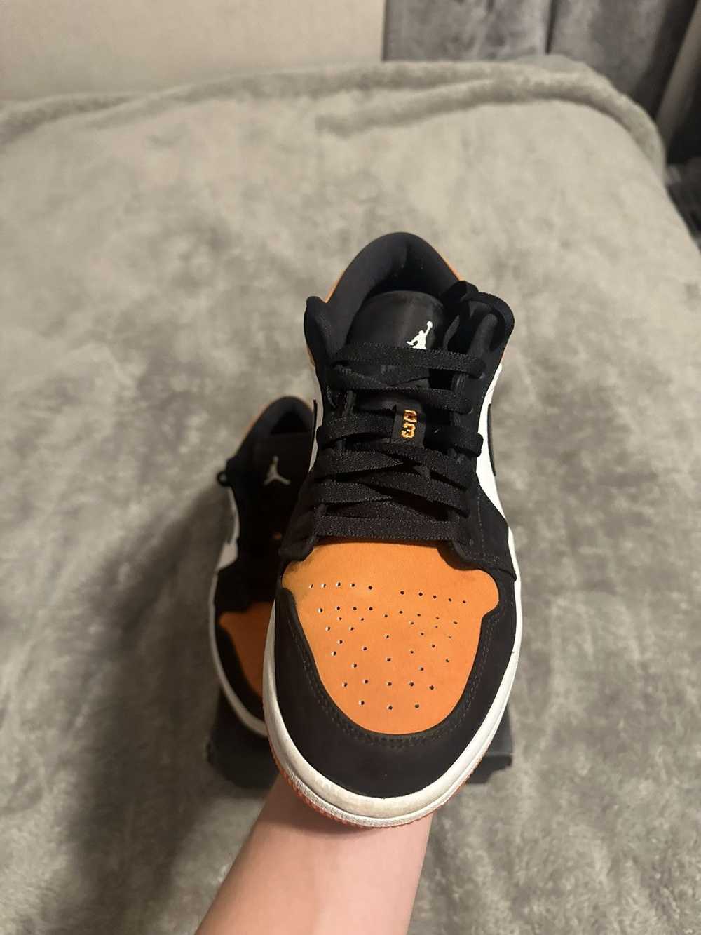 Jordan Brand × Nike Jordan 1 low shatter - image 8