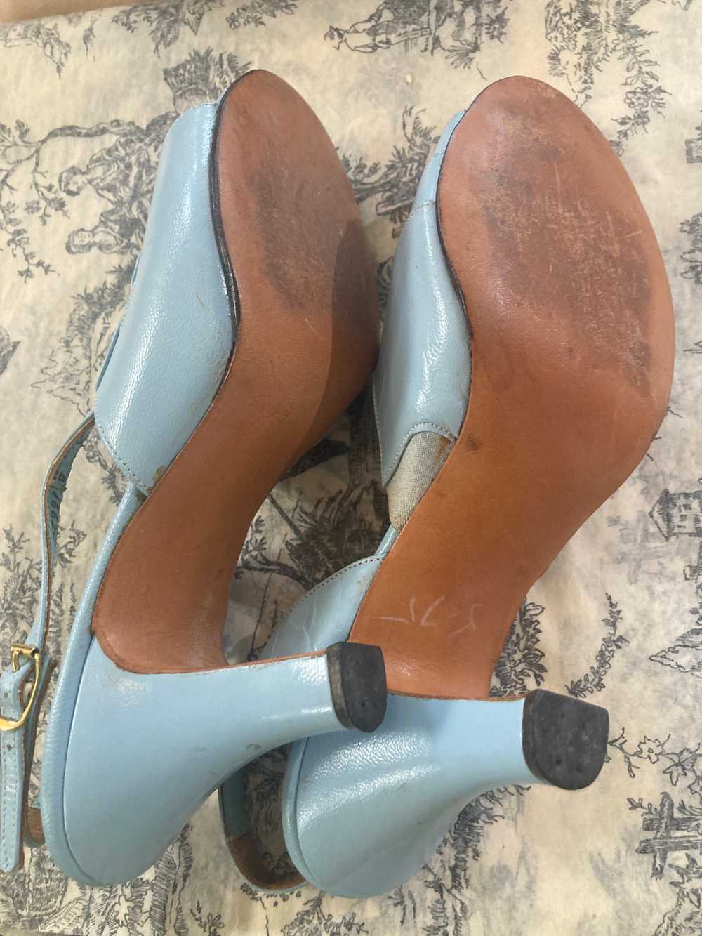 Vintage Amano Light Blue Sandal Heels Sz 7 - image 3