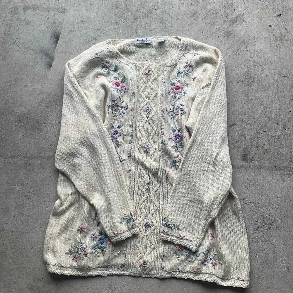 Embroidered flower sweater - image 2