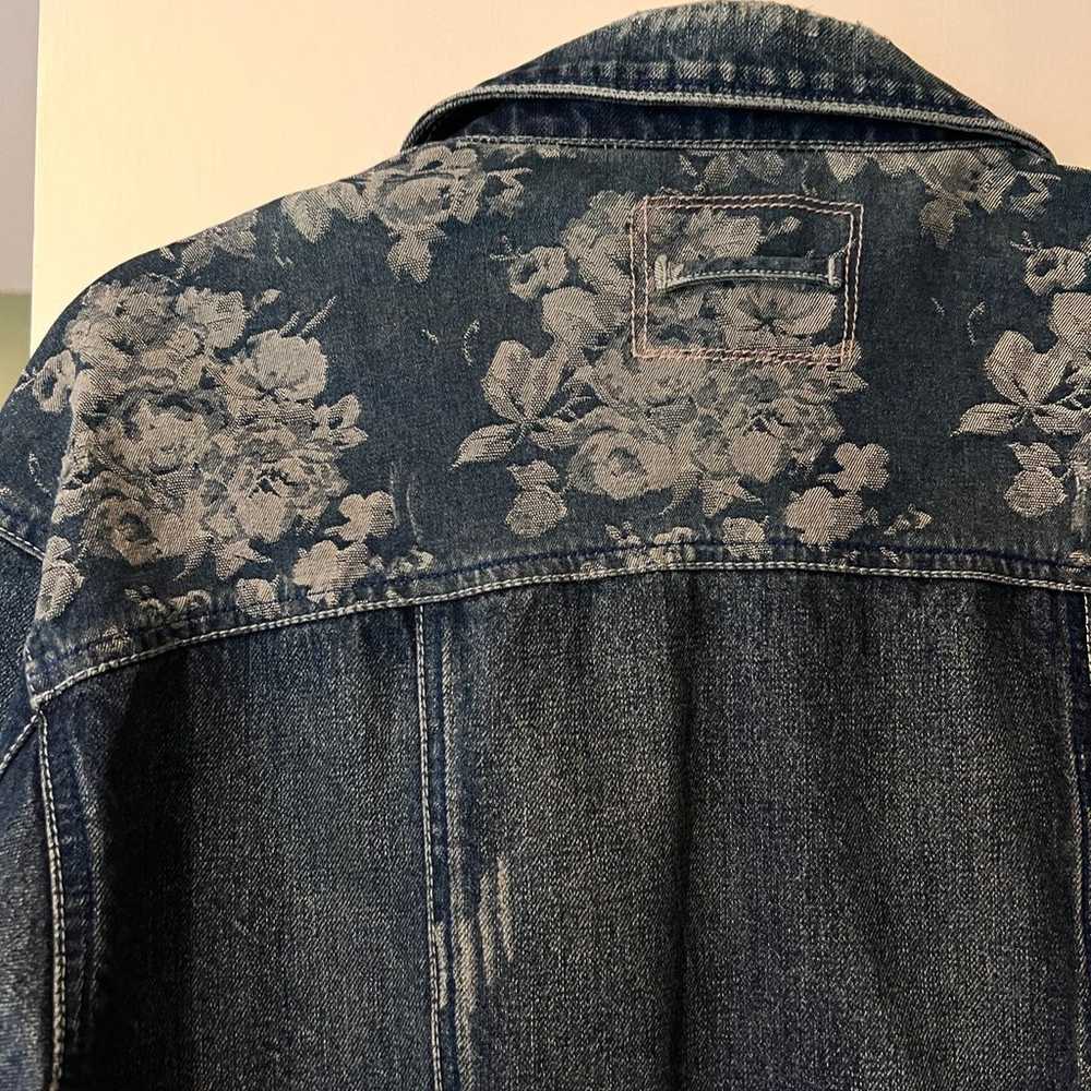 Vintage style floral denim jacket - image 2