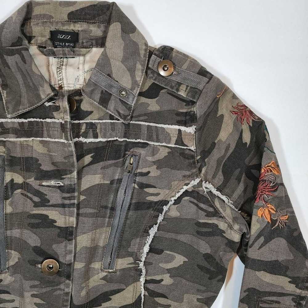 Y2K Vintage Camo Embroidered Jacket - image 5