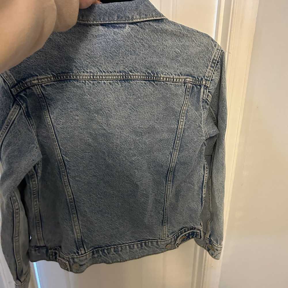 Levi's jean jacket - image 3