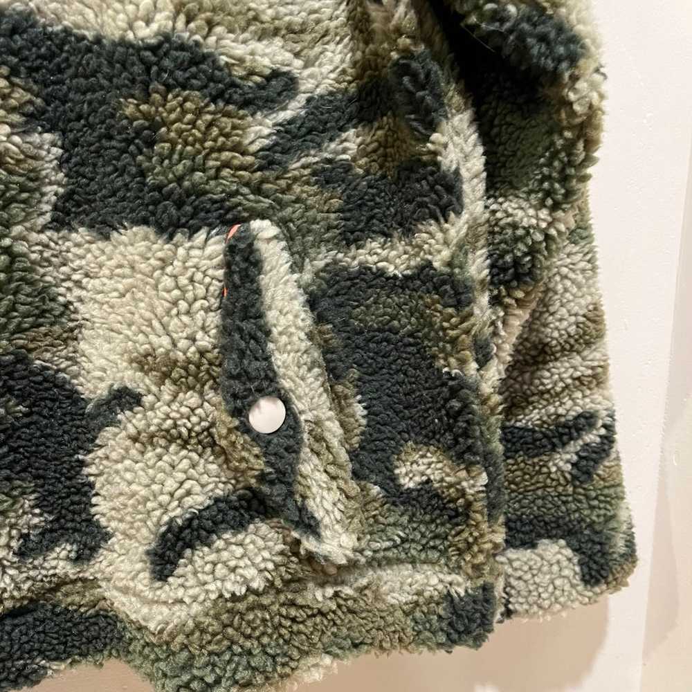 J Crew Vintage Fleece Green Camo Pullover - women… - image 6