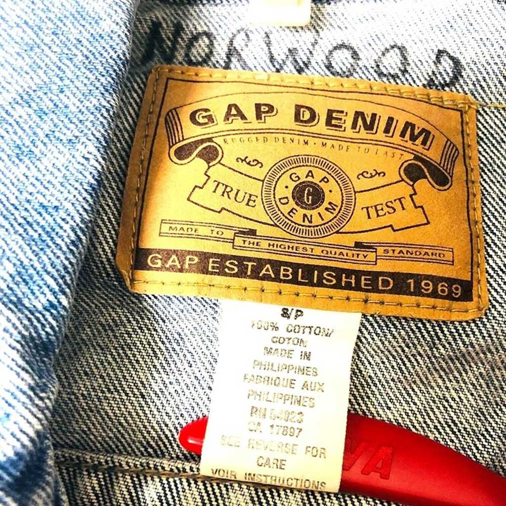 VTG Gap Cropped Denim Trucker Jean Jacket Women's… - image 4