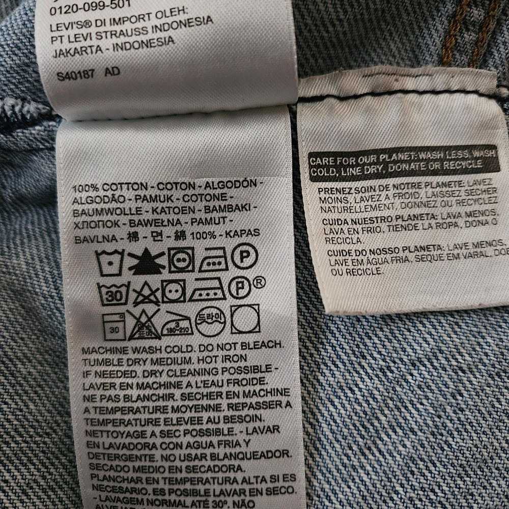 Levi's Jean Jacket - image 11