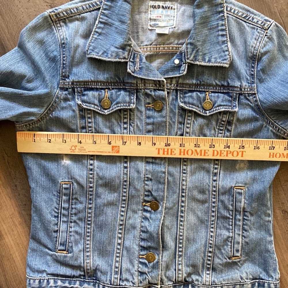 Vintage Old Navy Distressed Denim Jean Jacket Sum… - image 6