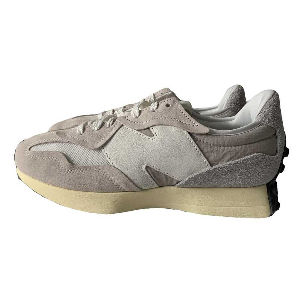 New Balance 327 low trainers - image 1