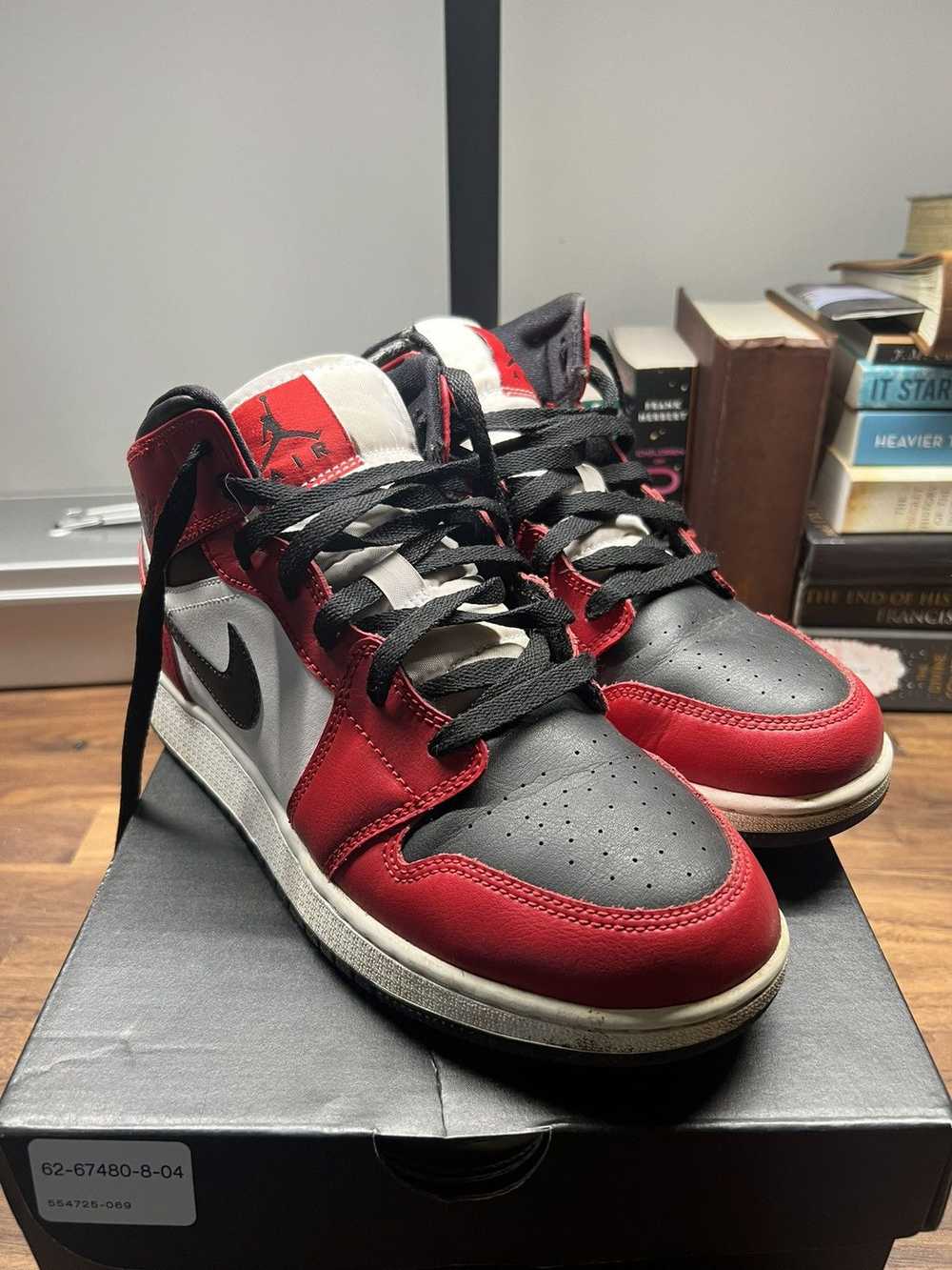 Nike Air Jordan 1 Mid Chicago Toe - image 2