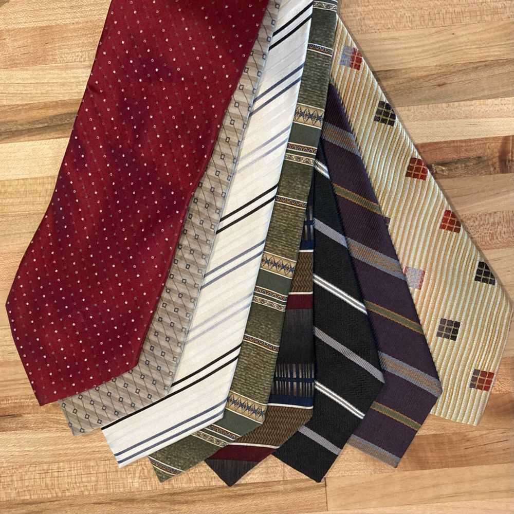 Perry Ellis Men’s Mixed Lot of 8 Ties Silk & Poly… - image 1