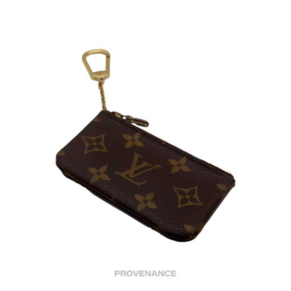 Louis Vuitton Zippy leather key ring - image 5