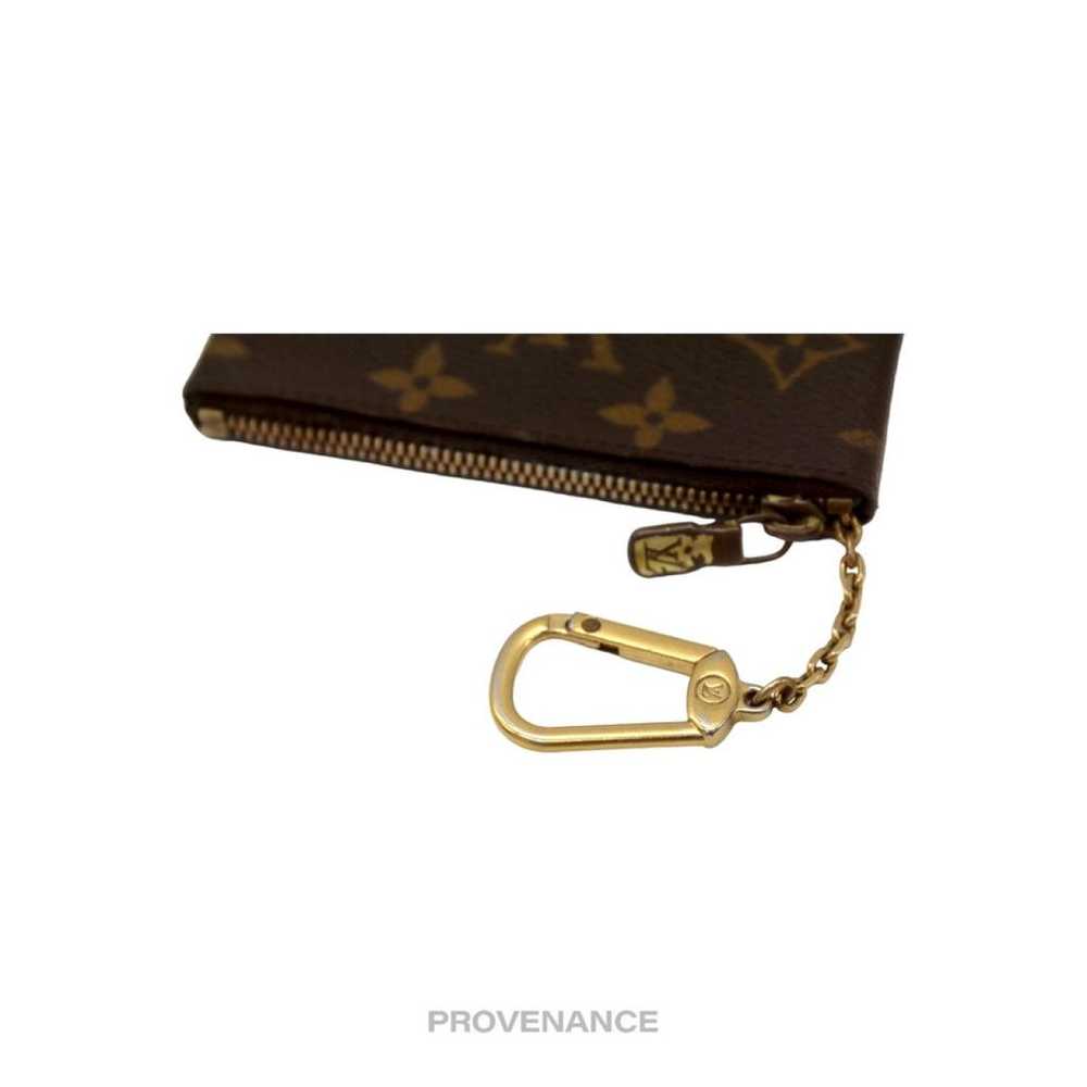 Louis Vuitton Zippy leather key ring - image 6