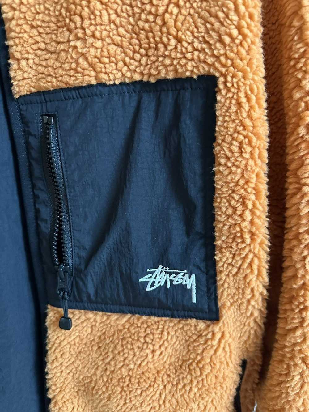 Stussy Stussy 8 ball fleece jacked size Small - image 2