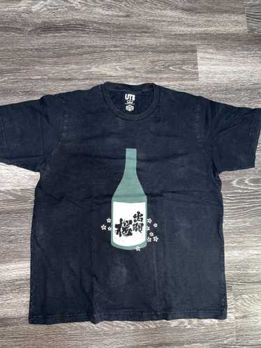 Uniqlo Uniqlo x Sakagura Sake Tee