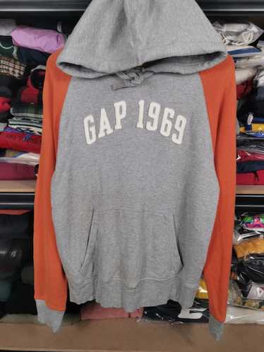 Gap × Streetwear × Vintage Vintage Gap 1969 Embro… - image 1