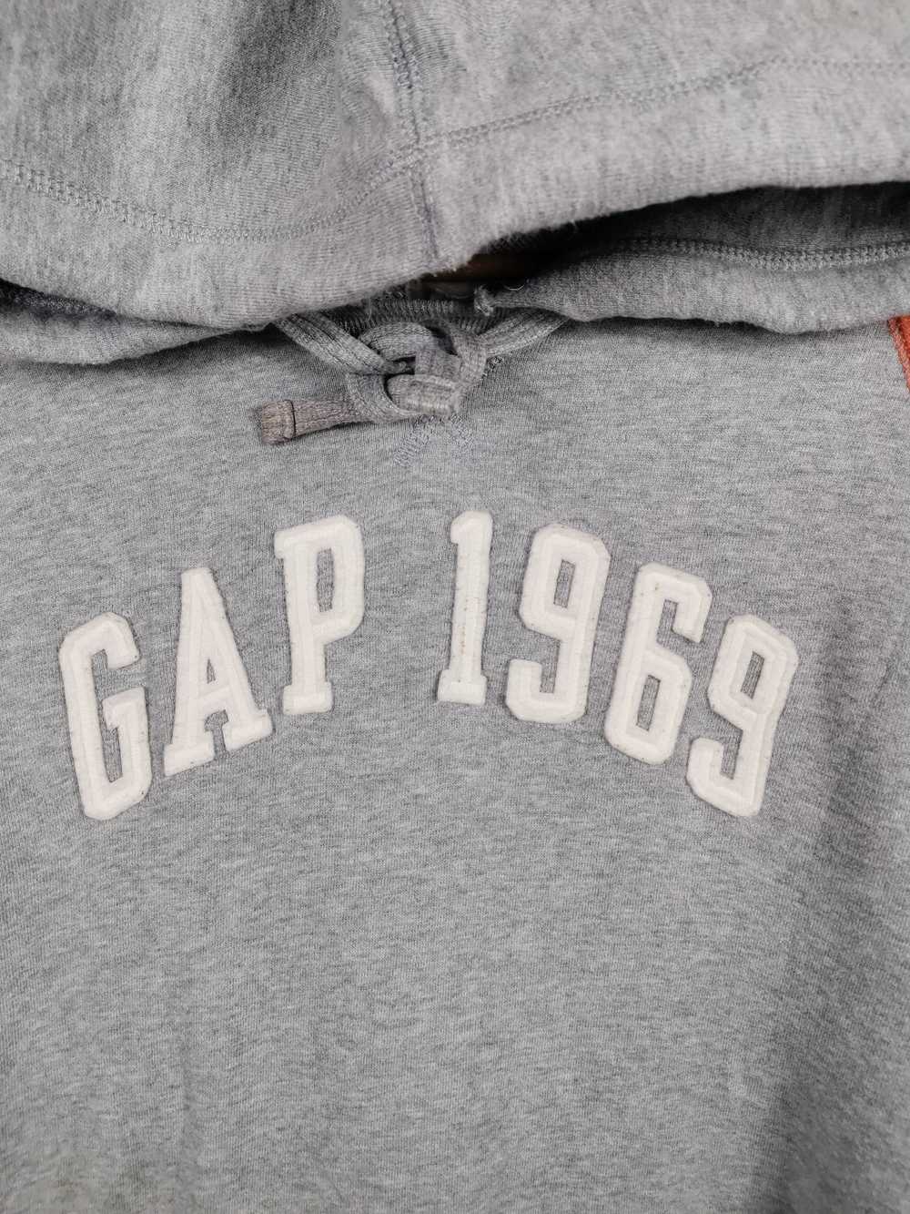 Gap × Streetwear × Vintage Vintage Gap 1969 Embro… - image 2