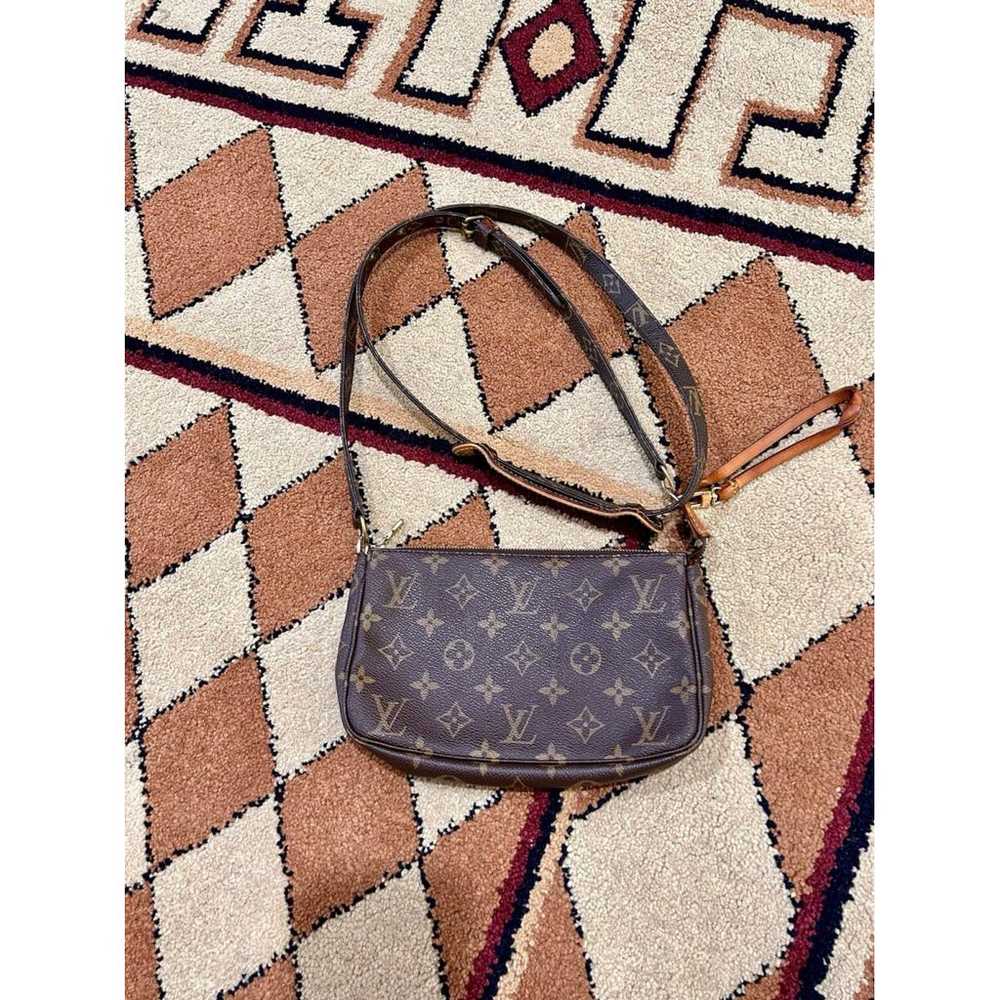 Louis Vuitton Leather crossbody bag - image 2