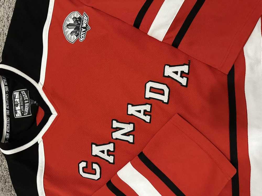 Steve And Barrys Team Canada Hockey Jersey - image 3