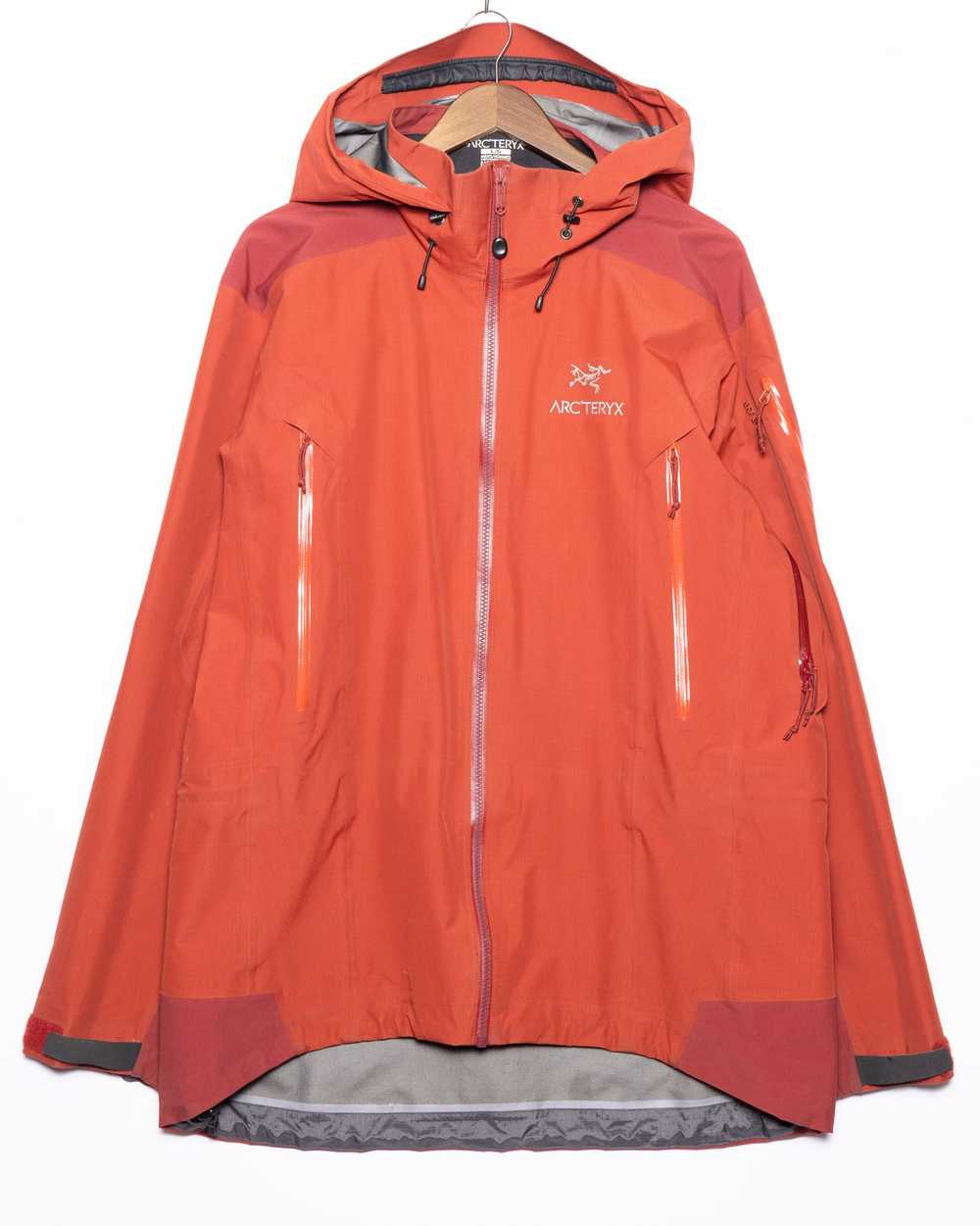 Arc'Teryx Arcteryx Beta AR 2012 - image 1