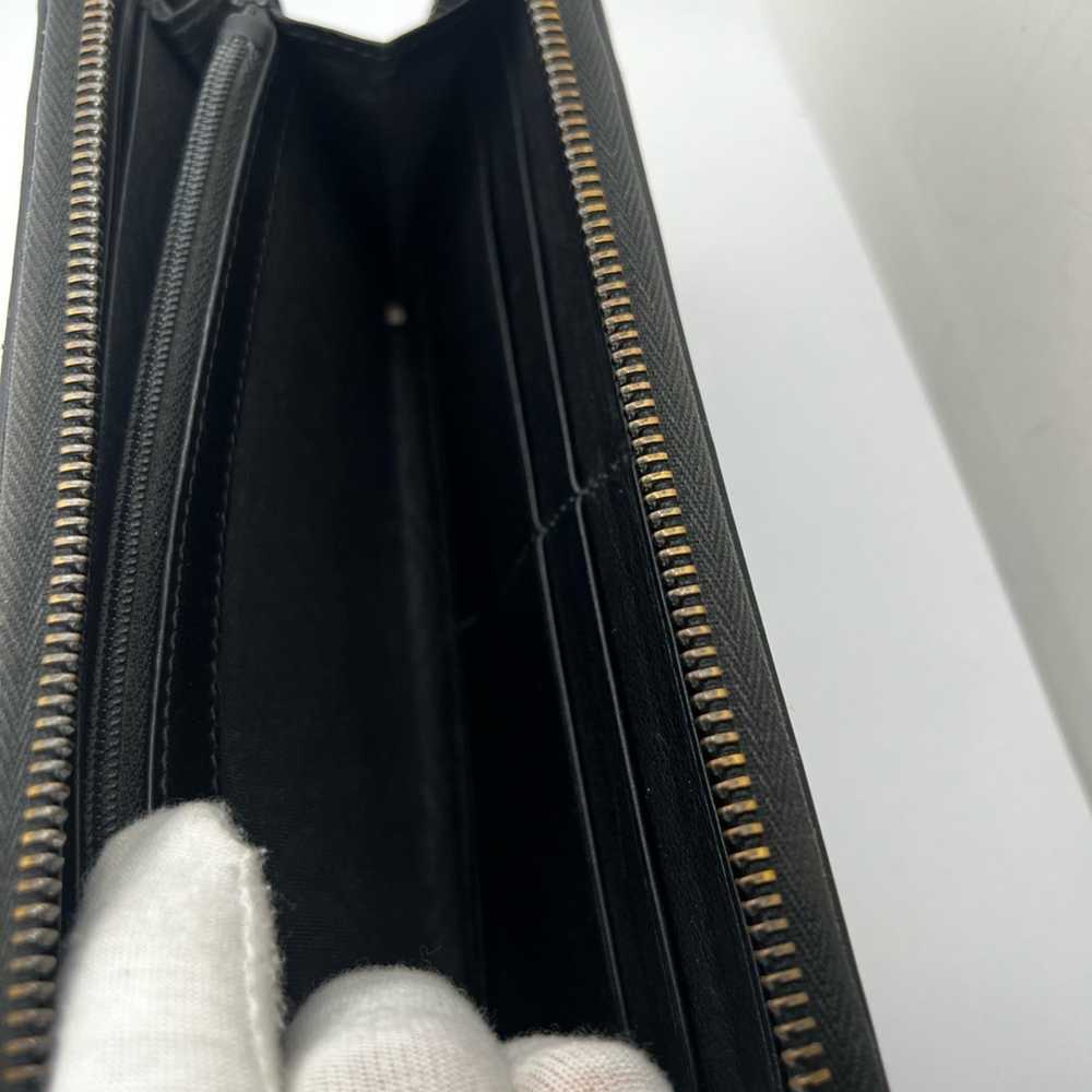 EUC Gucci Black Guccissima Sherry Zip Wallet - image 8