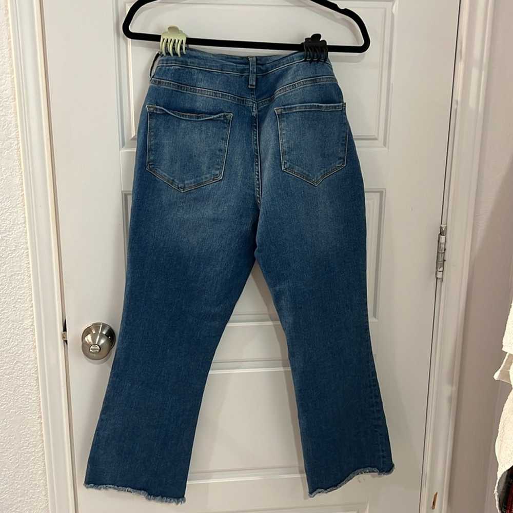 Free People Frayed hem Size 31 - image 3