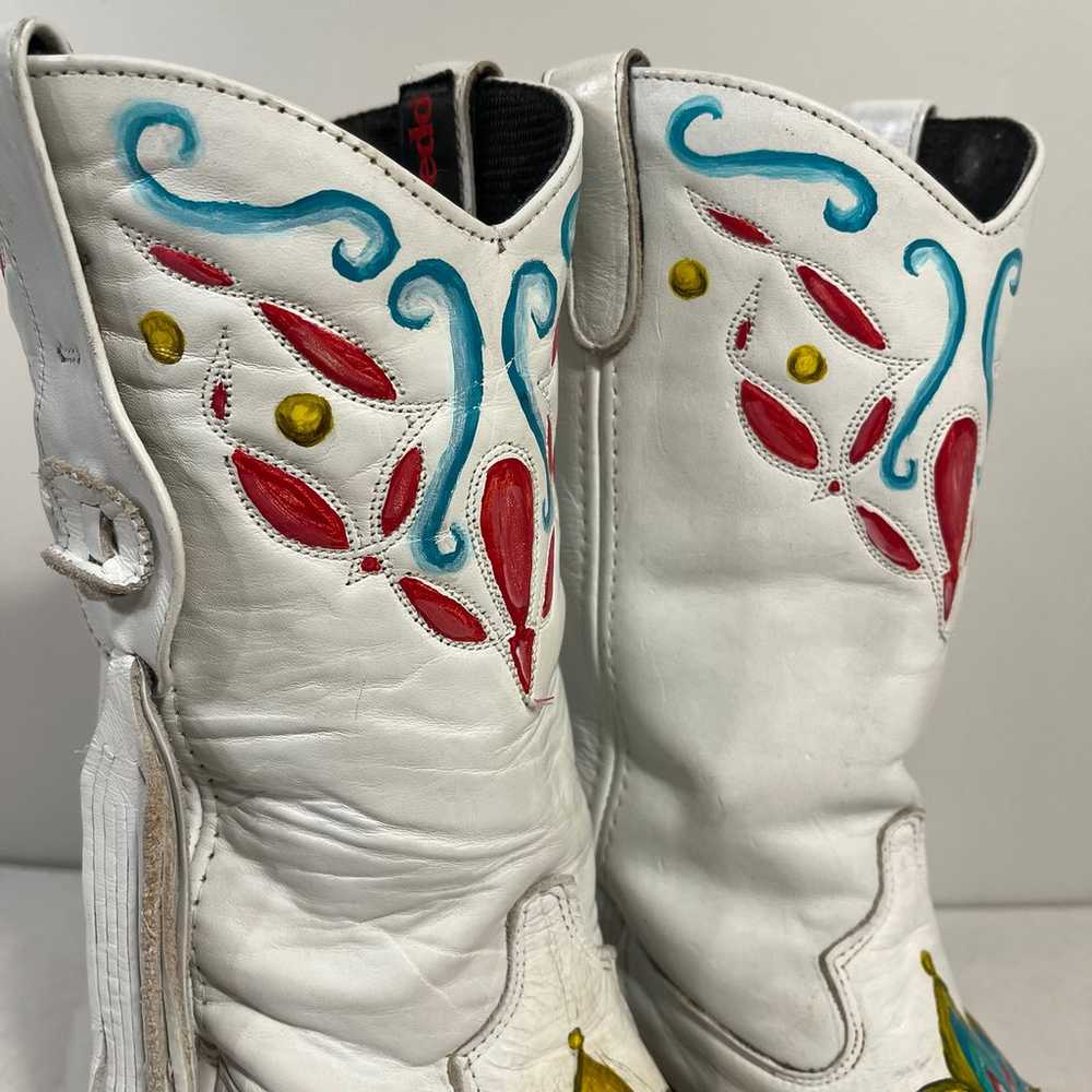 Laredo Vintage Custom Painted White Cowboy Boots … - image 4