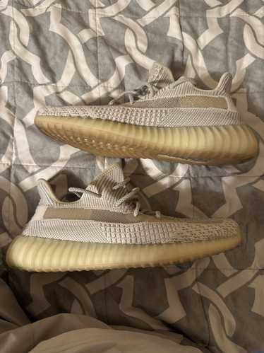 Adidas Yeezy Boost 350 V2 - image 1