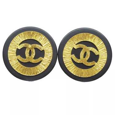 Chanel CHANEL Huge Button Motif Earrings Black Cli