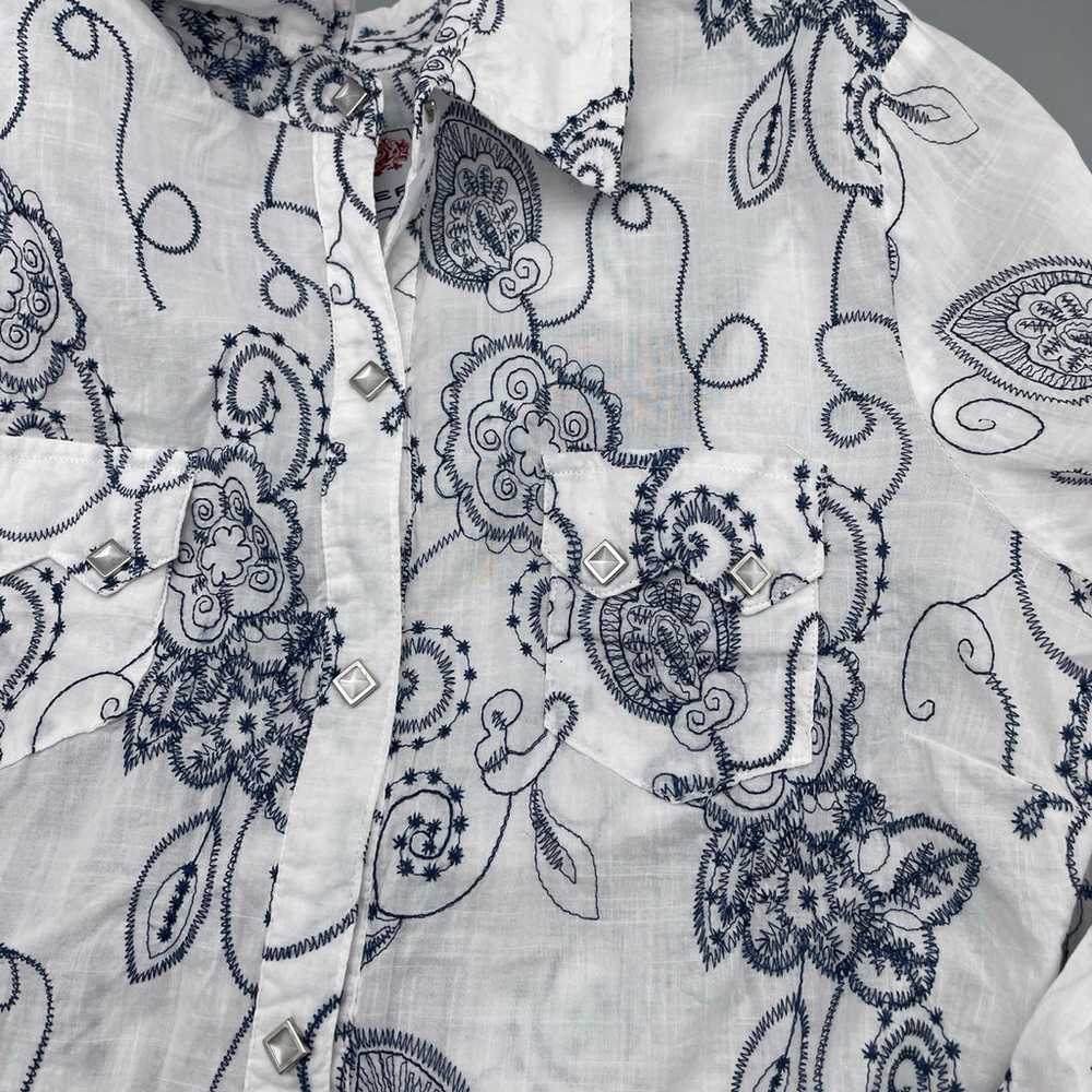 Vtg Roper Shirt Womans Large Floral White Blue Em… - image 3