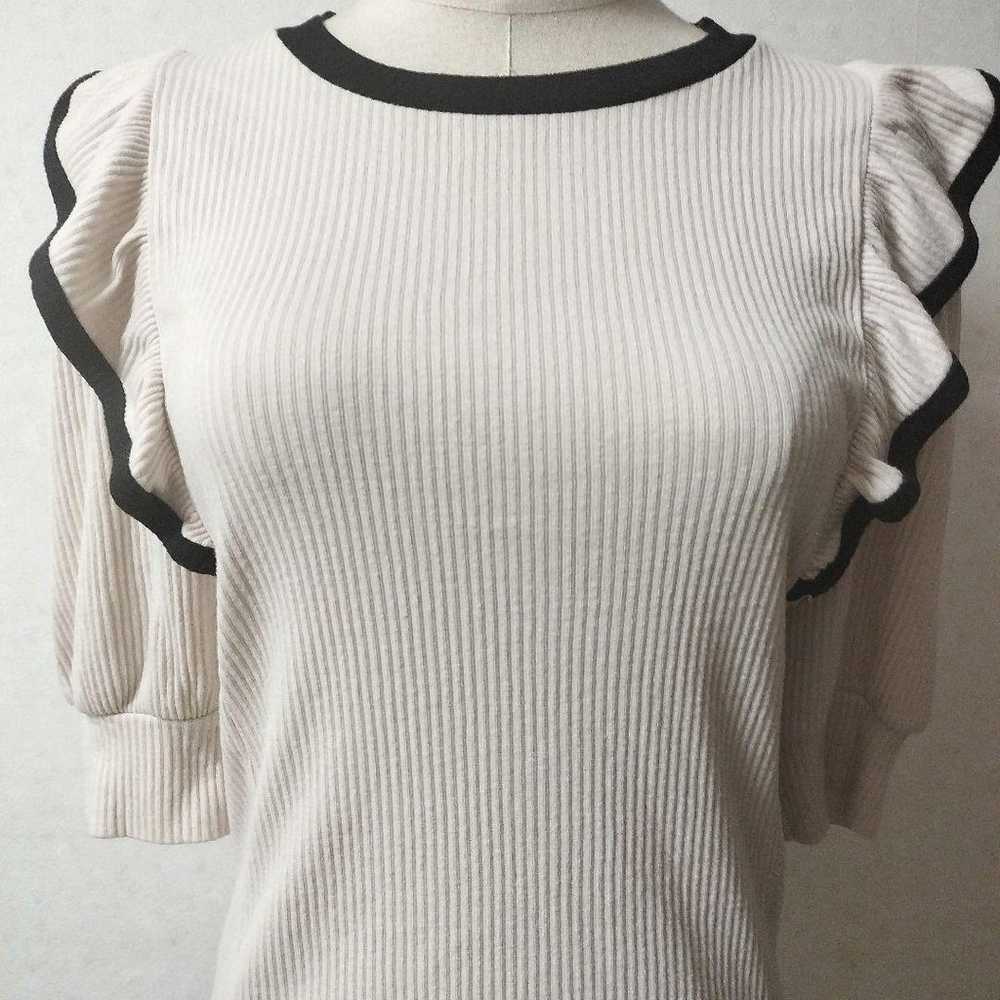 Les Poires Crew Neck Frill Shoulder 3D Stripe Pul… - image 6