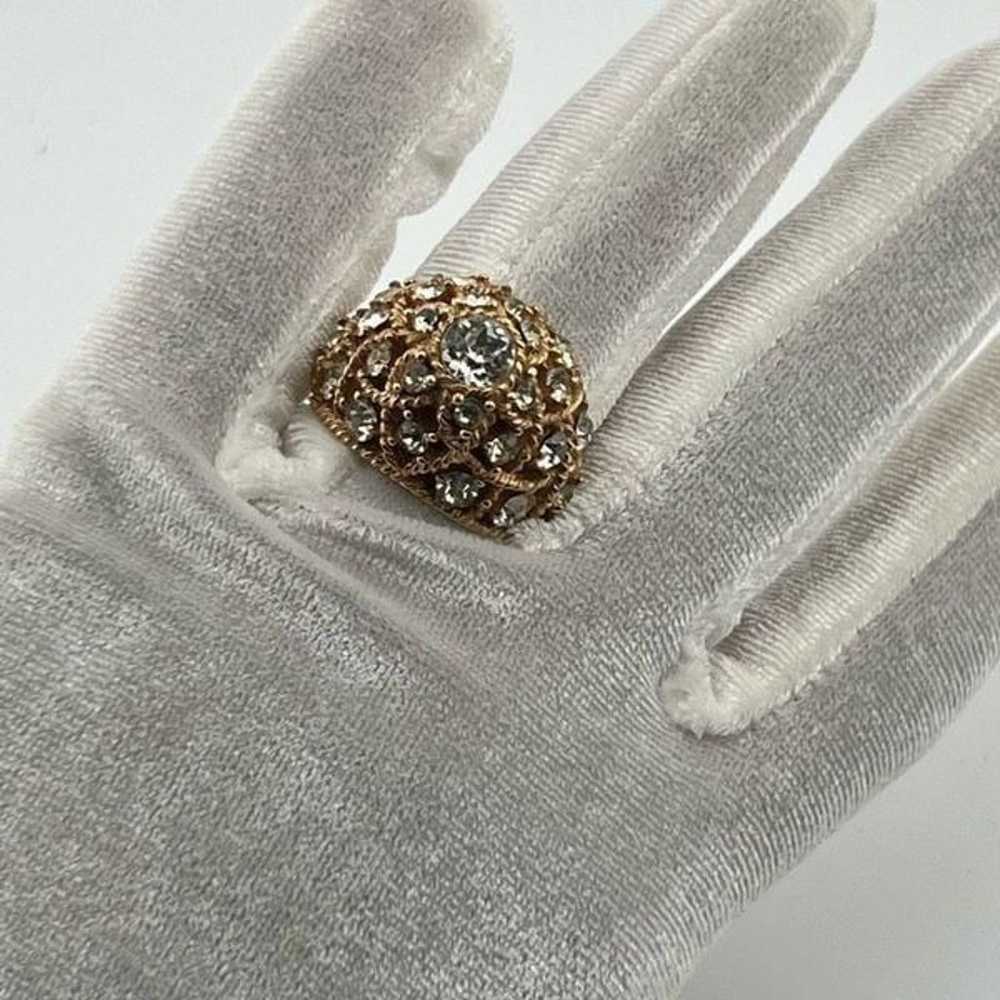 Vintage CROWN TRIFARI Domed Goldtone Ring Diamond… - image 10